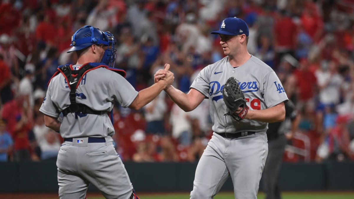 Wild pitch ends Dodgers comeback as they lose to Nationals 7-6 in