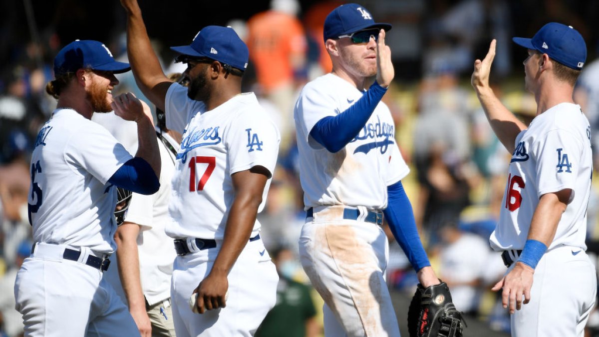 Four-homer eighth inning delivers Dodgers a comeback classic