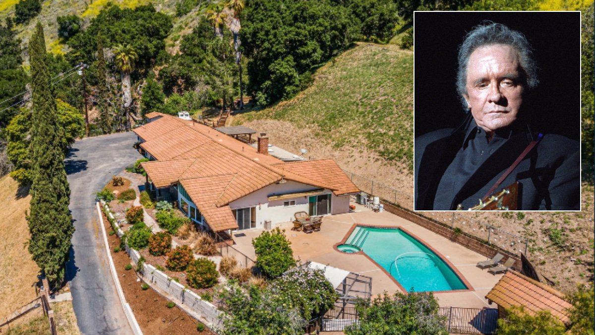 Johnny Cash's Hillside Home in Ventura Is on the Market for $1.8 Million - Vimarsana News