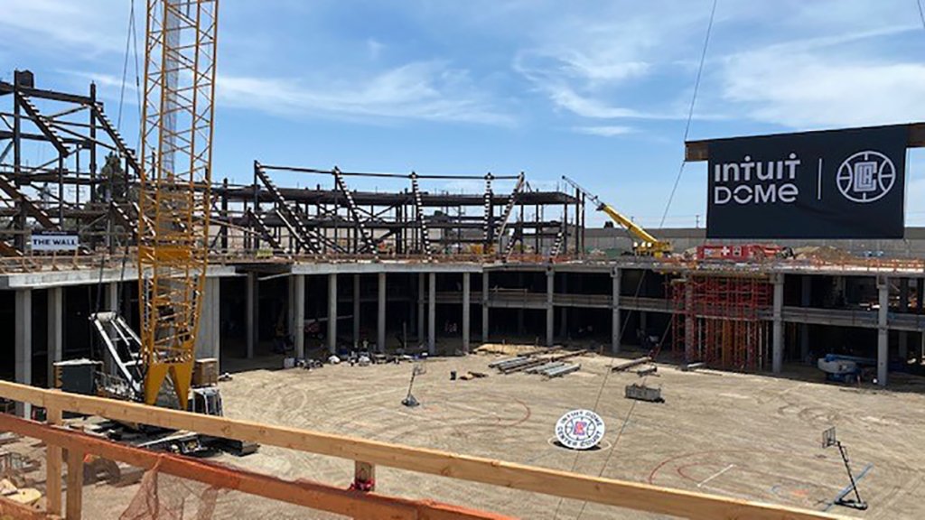 LA Clippers celebrate major milestone at Inglewood's Intuit Dome