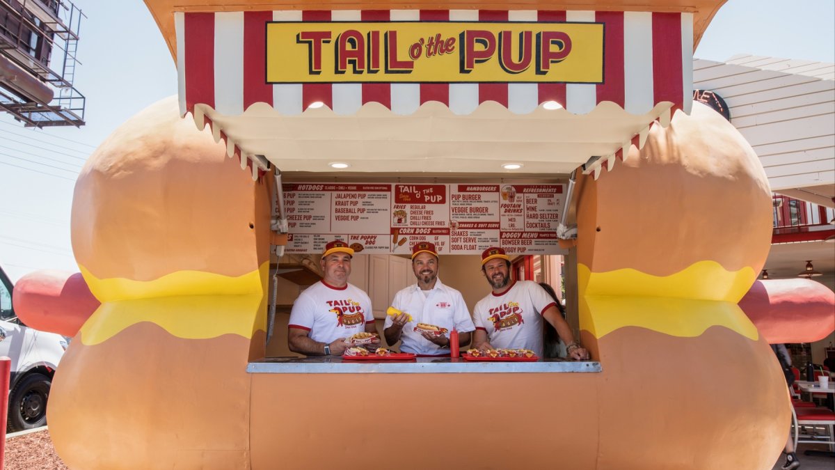Tail O’ the Pup’s Reopening News Is Frankly Exciting – NBC Los Angeles
