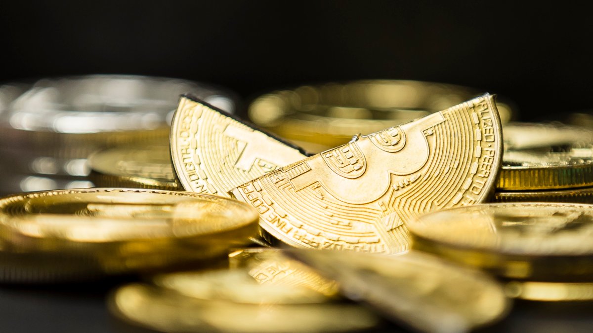 Hackers Drain Nearly $200 Million From Crypto Startup in 'Free-For-All' Attack – NBC Los Angeles - Vimarsana News