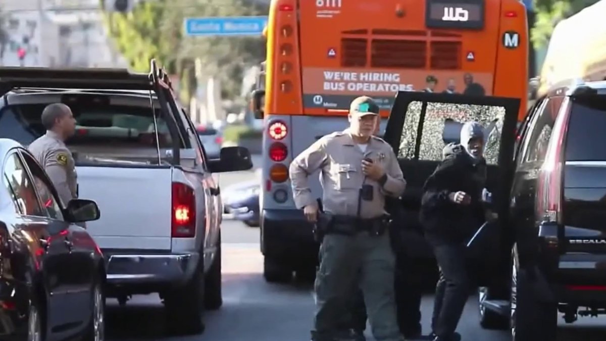 Police Investigate Fatal Shooting Near Beverly Center – NBC Los Angeles