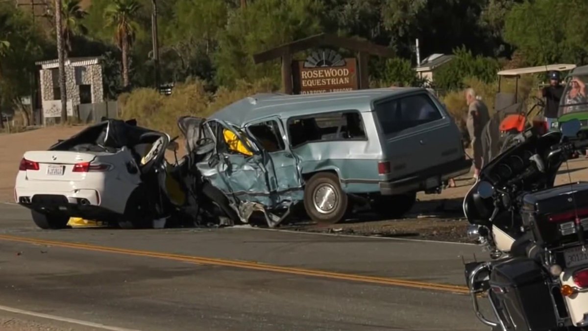 Three People Killed and Two Others Injured in Santa Clarita Crash – NBC ...