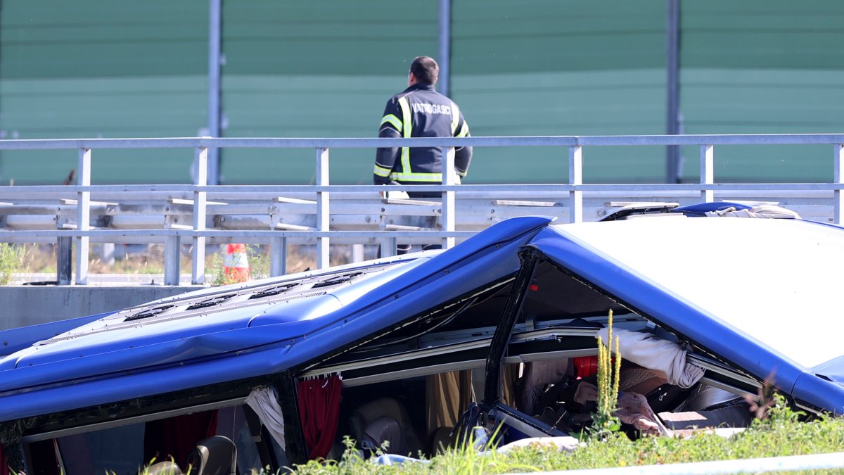 Bus Crash on Highway in Croatia Kills at Least 12 People - Vimarsana News