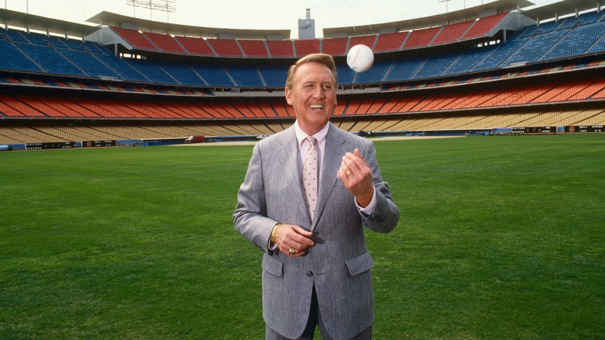 Memorial Retro Vin Scully Los Angeles Dodger Sports Commentator