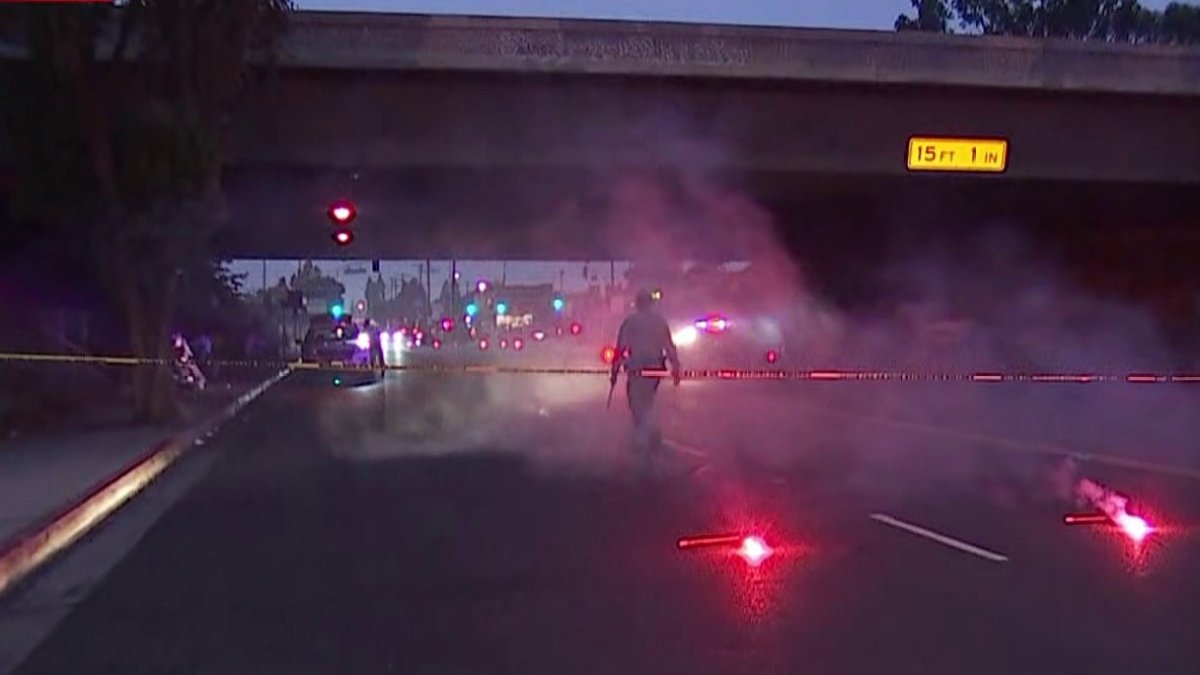 Willowbrook Hit And Run Crash Kills Man Under Freeway Overpass Nbc Los Angeles 8428