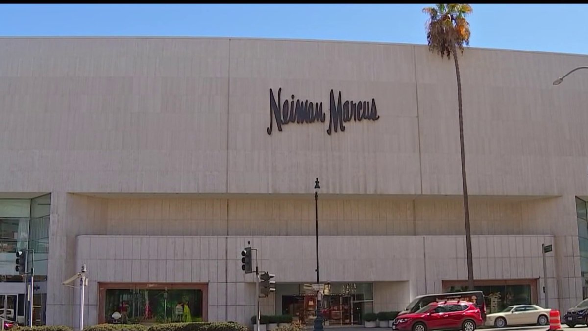 Thieves Crash Car Through Front of Beverly Hills Neiman Marcus