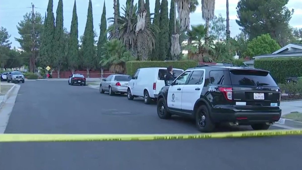 An 81-Year-Old Woman Found Dead in Woodland Hills Home – NBC Los Angeles - Vimarsana News