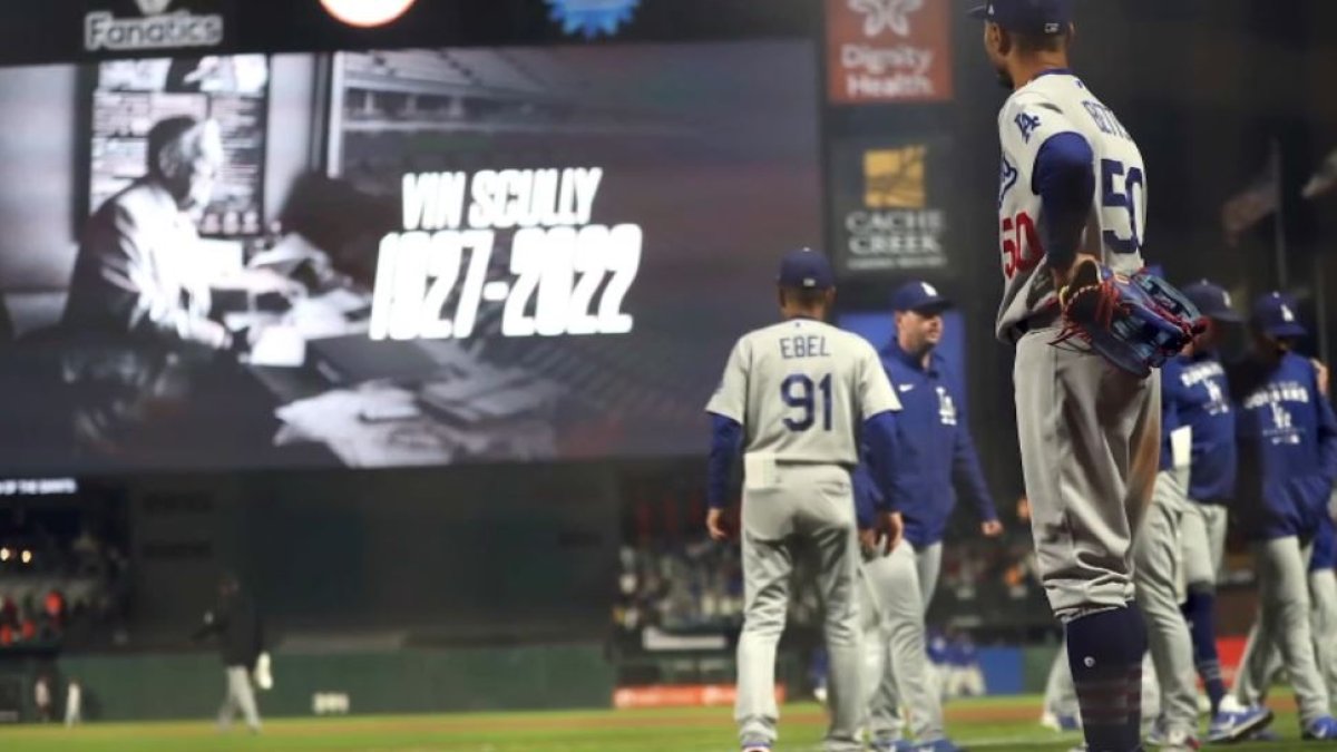 Vin Scully on Dodgers' World Series try: 'What's taking them so long?