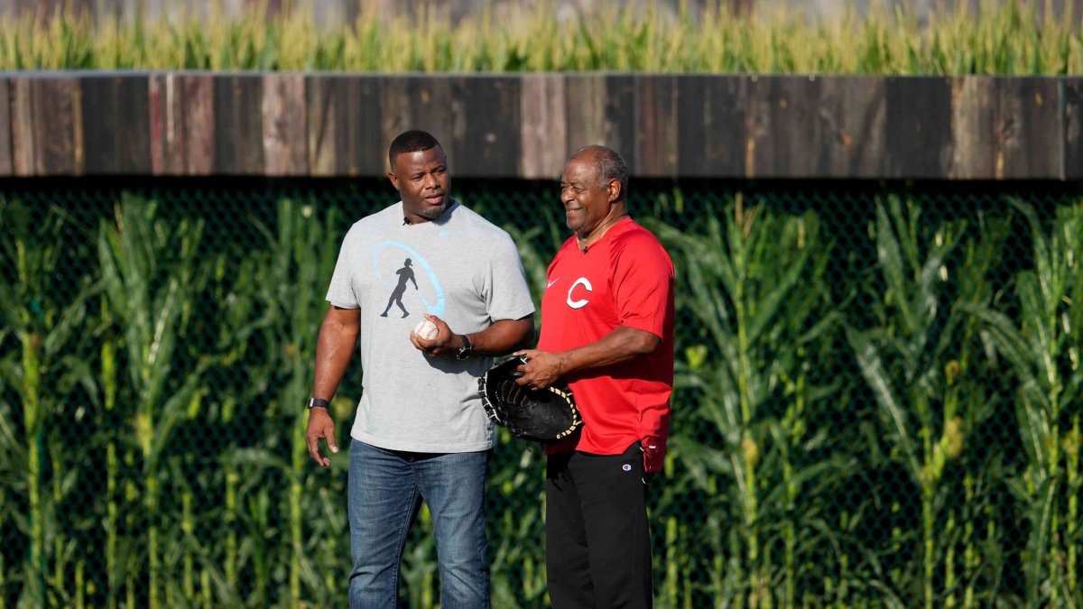 MLB's Field of Dreams Game opens with Ken Griffey Jr., Sr. having a catch