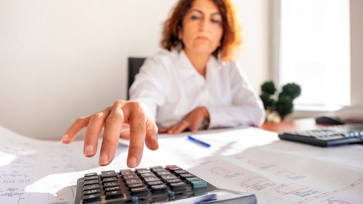 Taxpayers Can Avoid a 'Very Nasty Surprise' by Making Quarterly Payments by Sept. 15 – NBC Los Angeles - Vimarsana News