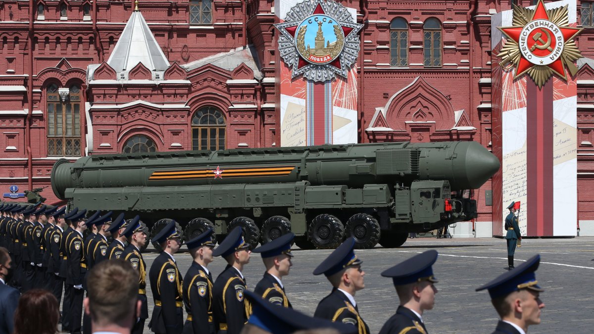 Putin's 'Incredibly Dangerous' Nuclear Threats Raise the Risk of an Unprecedented Disaster – NBC Los Angeles - Vimarsana News