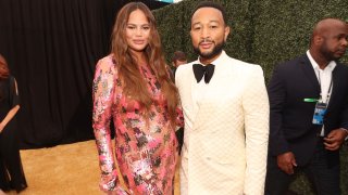 Pictured: (l-r) Chrissy Teigen and John Legend