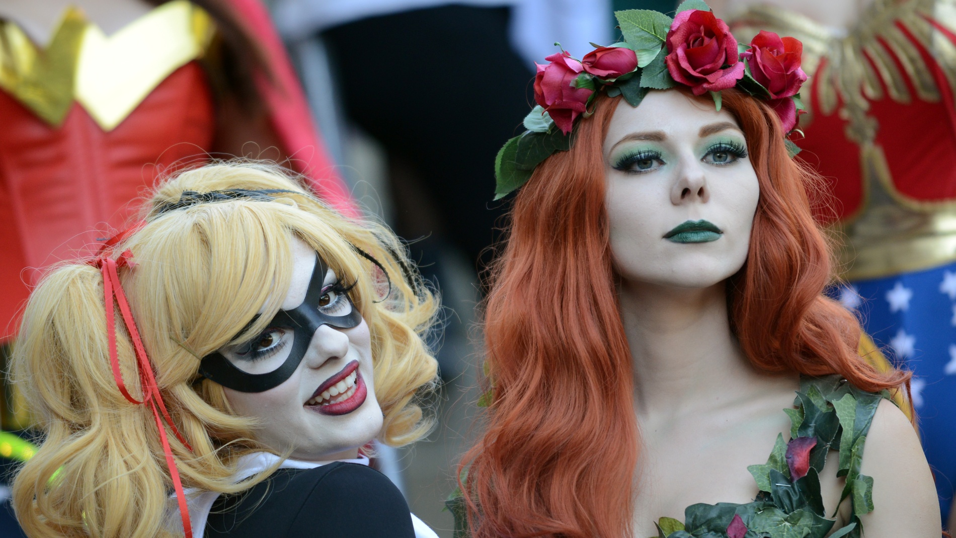 PHOTOS Cosplayers dont hold back at Animé Los Angeles 17 in Long Beach   the Hilo