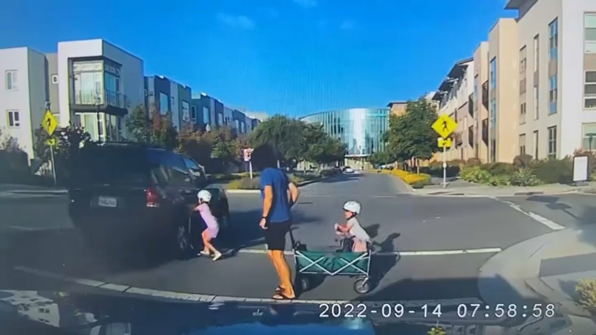 Car Nearly Hits Girl in San Mateo Crosswalk – NBC Los Angeles - Vimarsana News