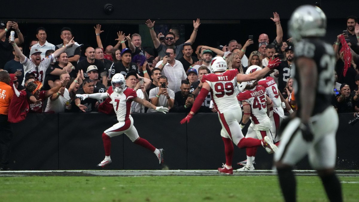 Quick Snap: Raiders drop home opener to Cardinals in overtime