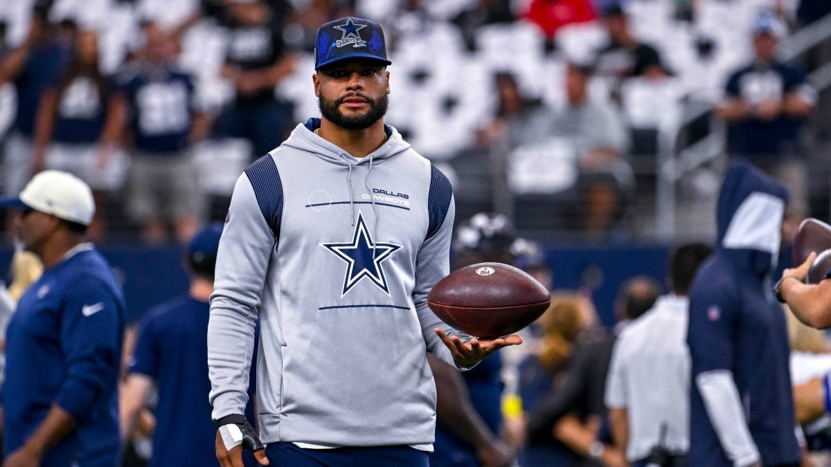 Dak's pregame fit 