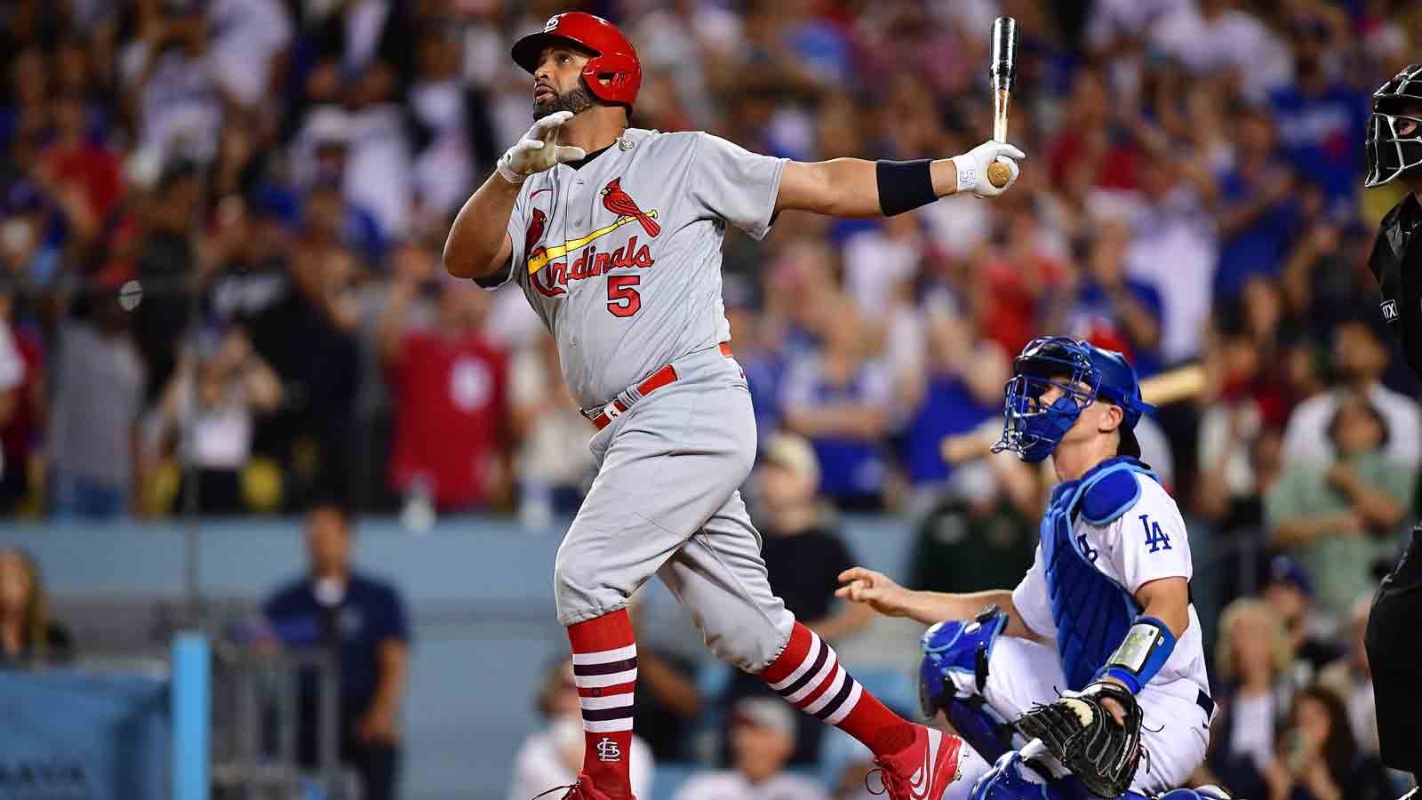 Photo: Cardinals Albert Pujols strikes out during game 6 of the World  Series in St. Louis - STL20111027206 