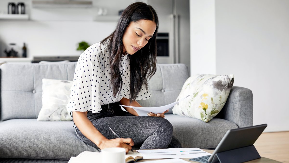 Series I Bond Interest Expected to Fall to Roughly 6.48% in November. But That's Still a 'Really Good Rate,' Experts Say – NBC Los Angeles - Vimarsana News