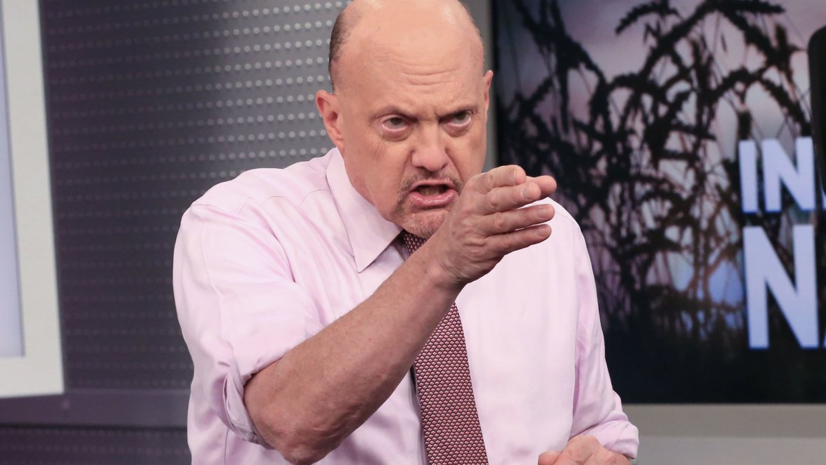 Cramer's Week Ahead: Earnings Season Heats Up and Companies Could 'Keep Flying' Barring a Severe Slowdown – NBC Los Angeles - Vimarsana News