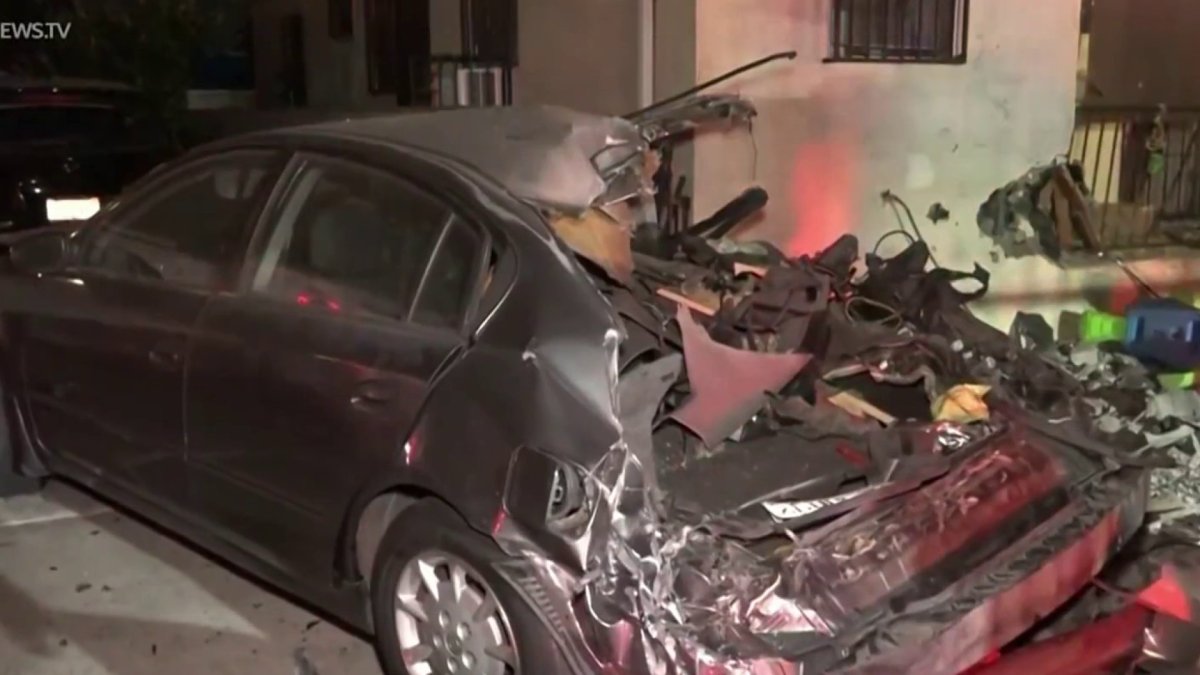 4 Injured After Car Drives Off 5 Freeway and Crashes in Front of House ...