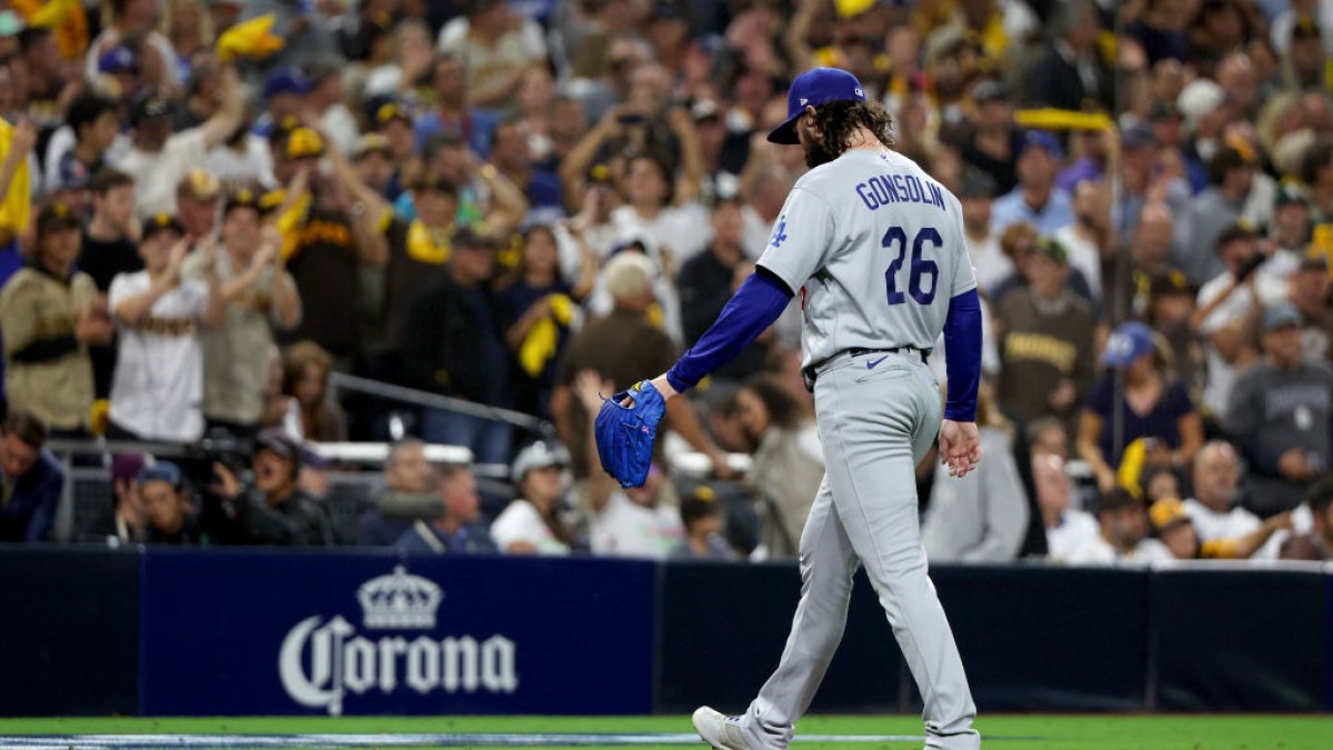 NLDS: Padres Beat Dodgers in San Diego to Take 2-1 Series Lead