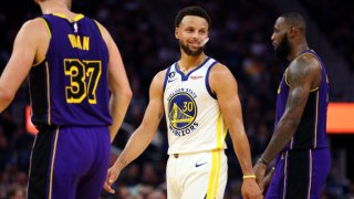 Warriors vs Lakers: Golden State hosts championship ring ceremony and then  beats Los Angeles 123-109