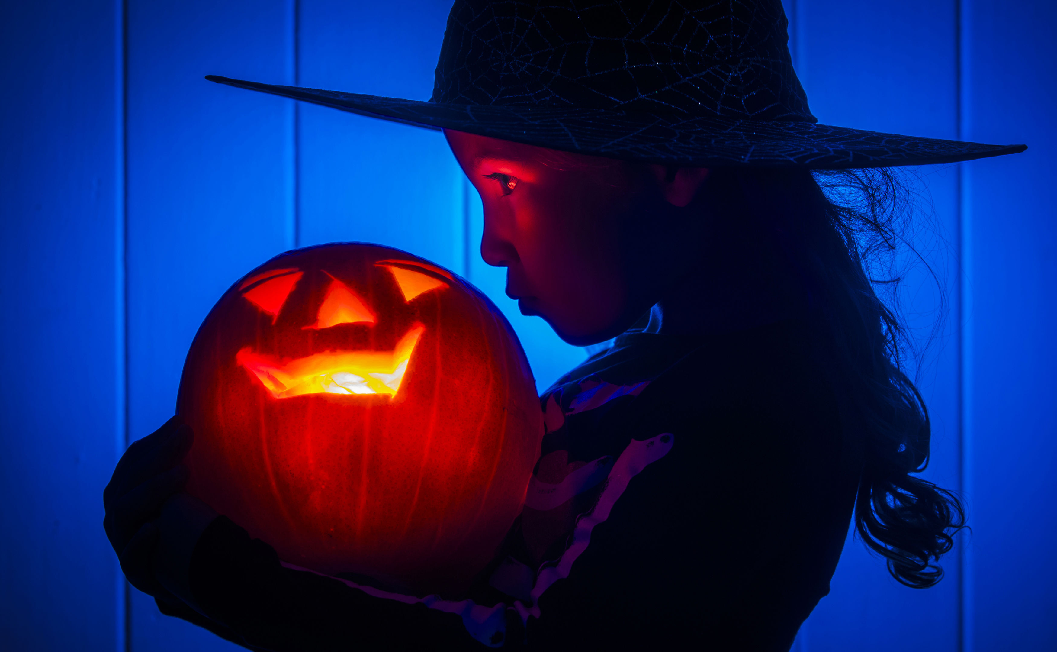 The History and Meaning Behind Traditional Halloween Colors