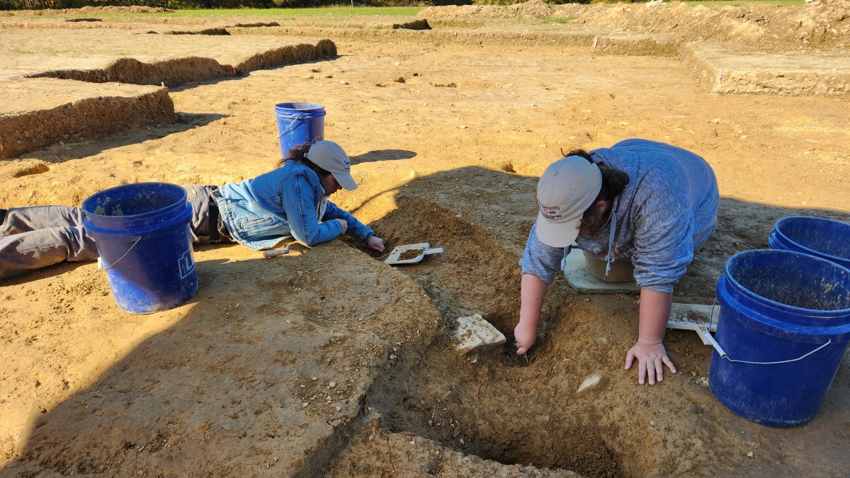 Dig Finds Evidence of Revolutionary War Prison Camp Location – NBC Los Angeles - Vimarsana News