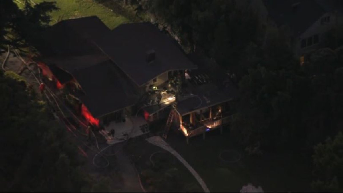 One Killed in Brentwood House Fire NBC Los Angeles