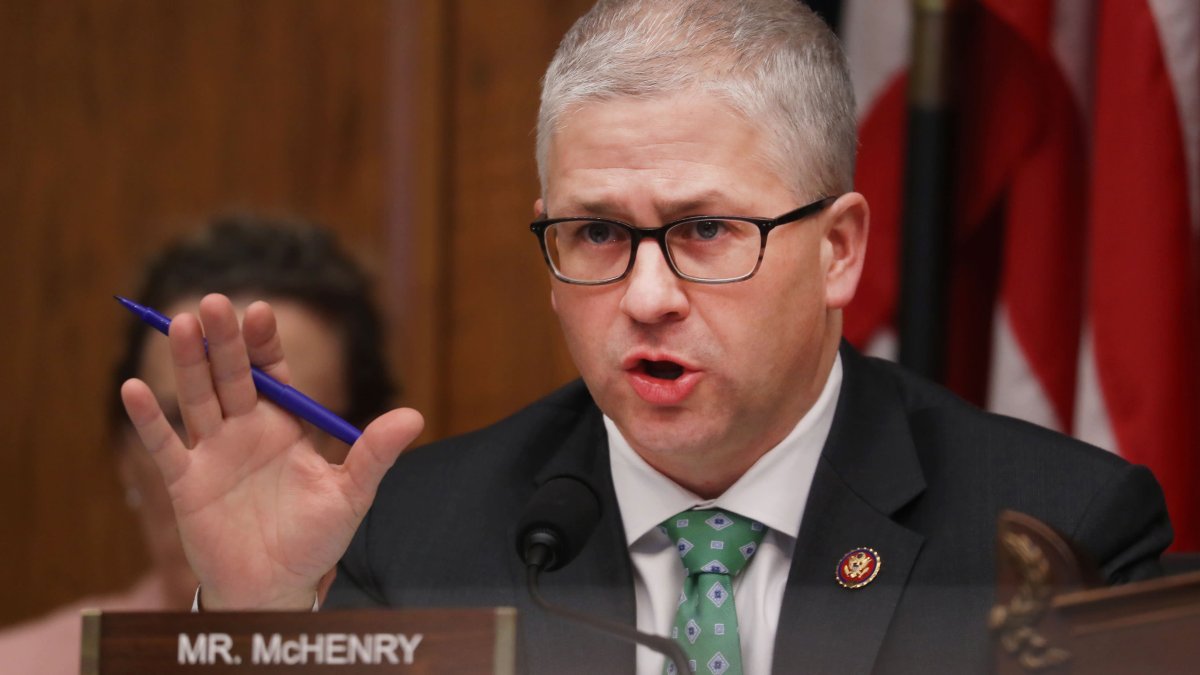 Key House Lawmaker Calls Collapse of Crypto Exchange FTX 'a Dumpster Fire' as Financial Services Committee Investigates – NBC Los Angeles - Vimarsana News
