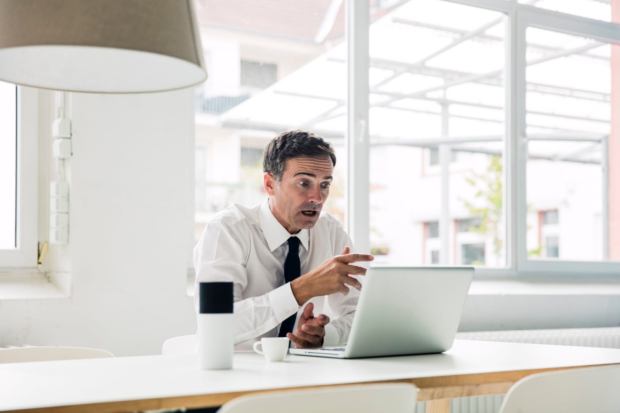 The Fear of Loss Can Cost Investors Big-Time. Here's How - Vimarsana News