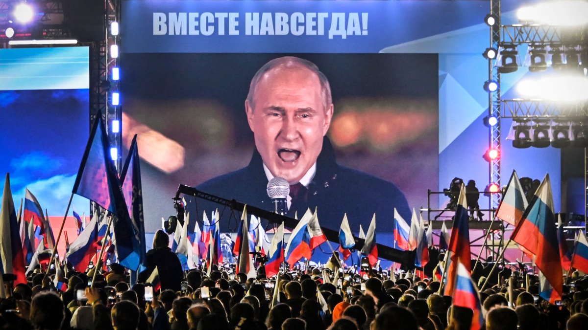 Putin's Supporters Call for the Liquidation of Ukraine as 'Genocidal Rhetoric' Swells – NBC Los Angeles - Vimarsana News