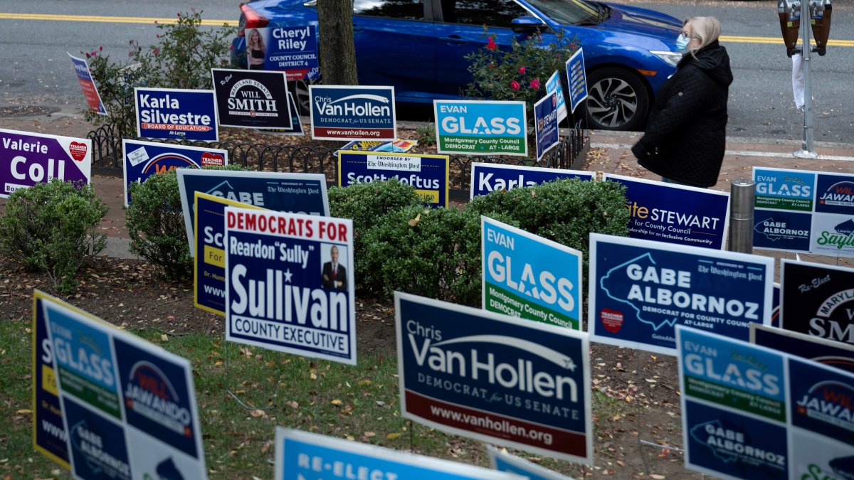 Facebook Has Lost Political Ad Dollars Since Apple Crackdown and 2020 Election Fallout - Vimarsana News