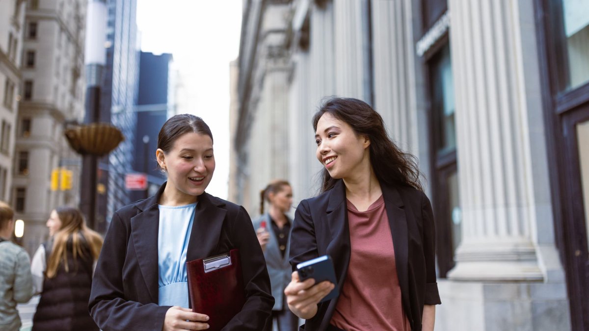 How NYC's Pay Transparency Law Could Help Millions Across the U.S. Earn More Money - Vimarsana News