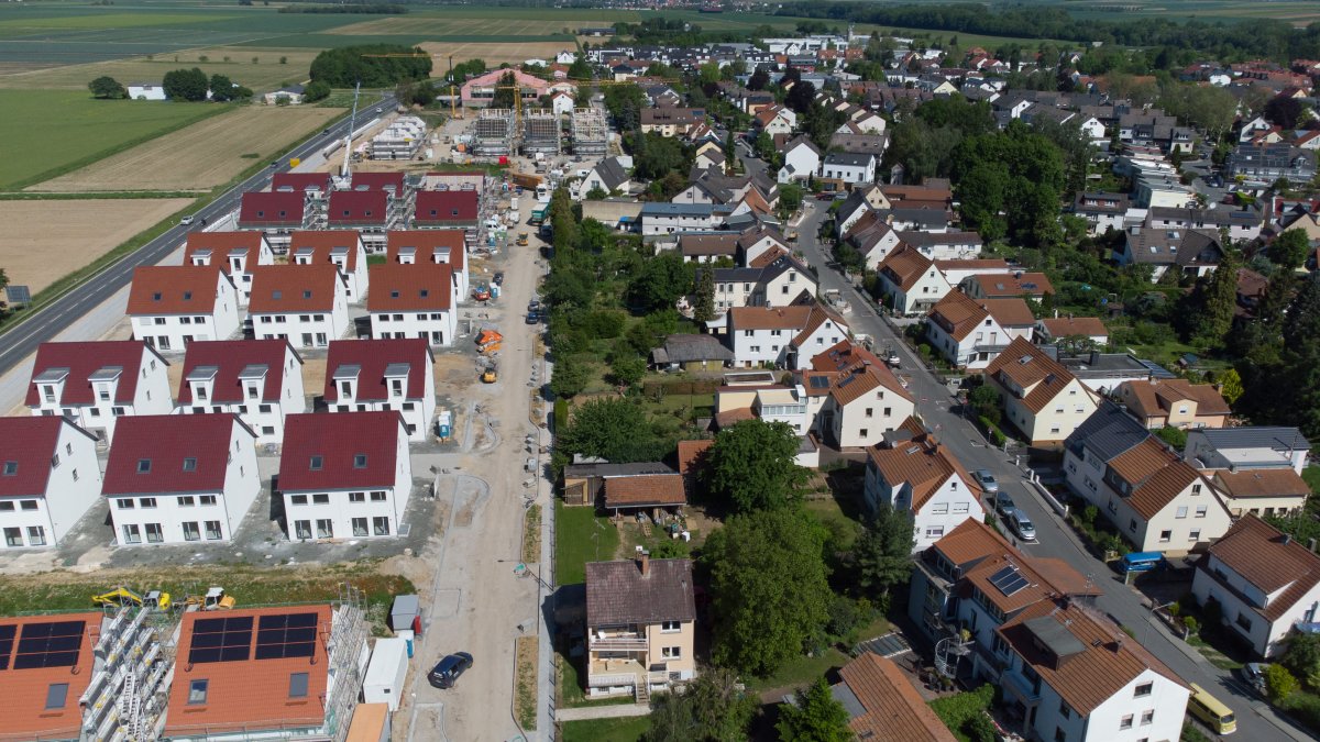 German Property Market Will Slow — But No Significant Correction Ahead, Central Bank Says - Vimarsana News