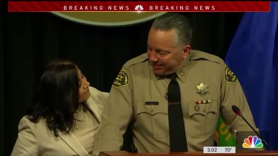 Villanueva Concedes to Luna in LA County Sheriff's Race With Emotional Speech