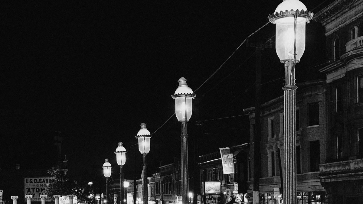 Merriam-Webster's Word of the Year is 'Gaslighting' – NBC Los Angeles - Vimarsana News