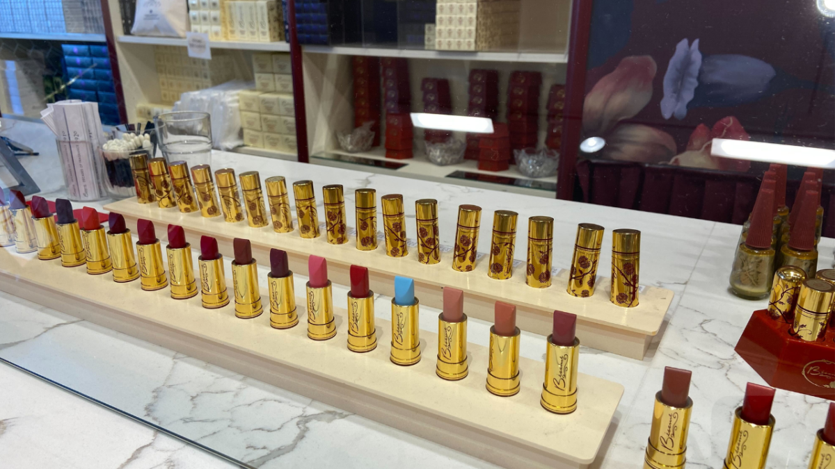 Bésame Cosmetics: Bringing Vintage Beauty to Today’s Modern World