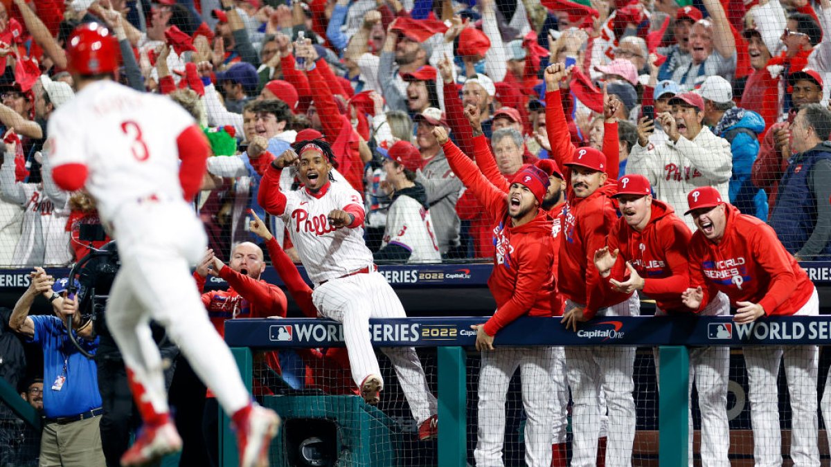 Phillies pound Braves in Game 3, take 2-1 lead in NLDS