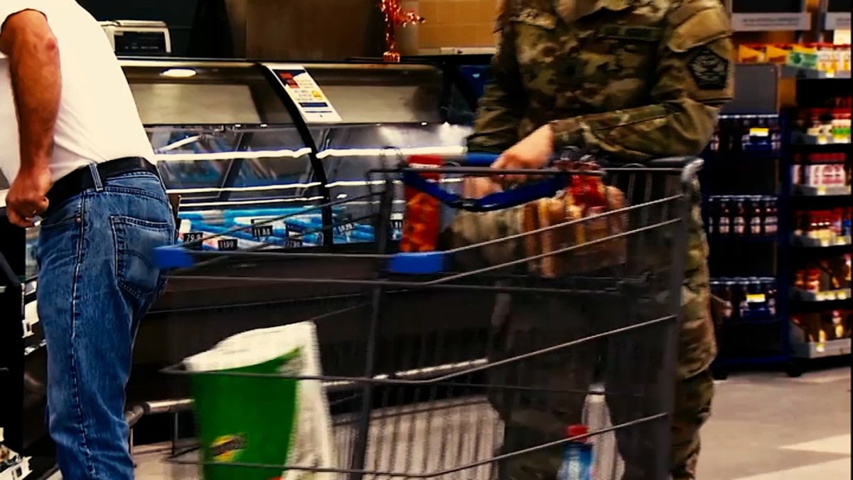US Military Families Struggle With Food Insecurity – NBC Los Angeles - Vimarsana News