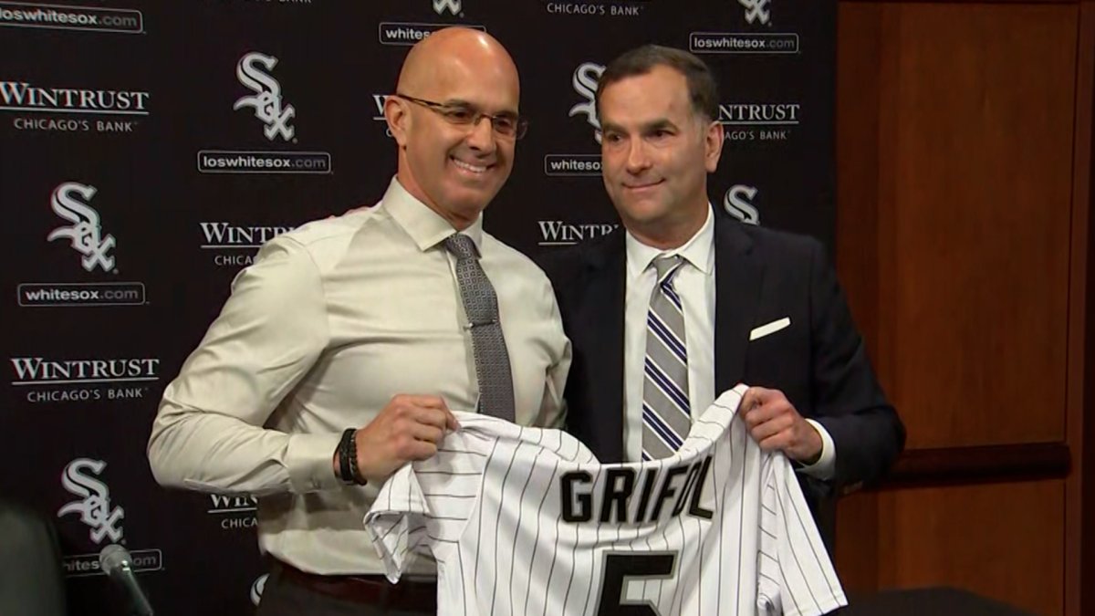 White Sox manager Pedro Grifol coy about rainy-day meeting