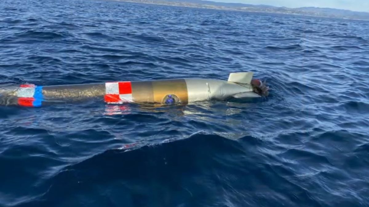 Boater Finds a Torpedo Floating Off the Orange County Coast – NBC Los Angeles