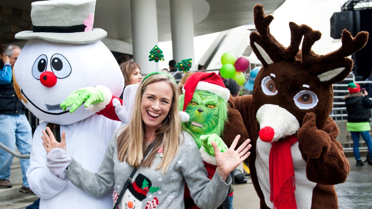 A free 'Holidayfest!' will trot out music, shop deals, and celebratory fun in Pasadena – NBC Los Angeles - Vimarsana News