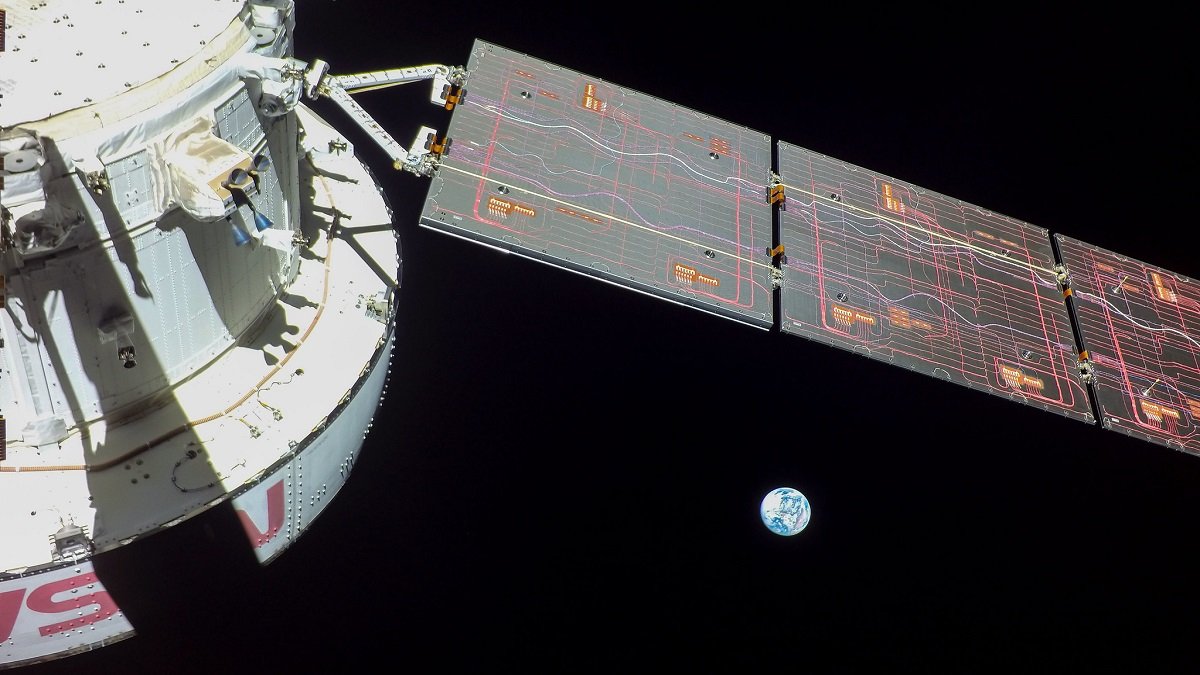NASA's Orion Capsule Flies Over Apollo Sites on Moon, Heads Home – NBC Los Angeles - Vimarsana News