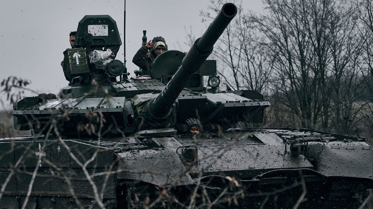 Can Ukraine Afford?: Here's What Economists Say – NBC Los Angeles - Vimarsana News