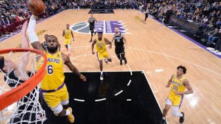 Los Angeles Lakers v Sacramento Kings