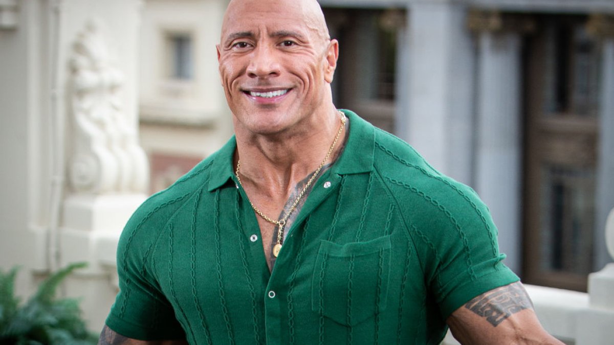 Dwayne Johnson’s Kids Gave Him a Hilarious Holiday Makeover – NBC Los