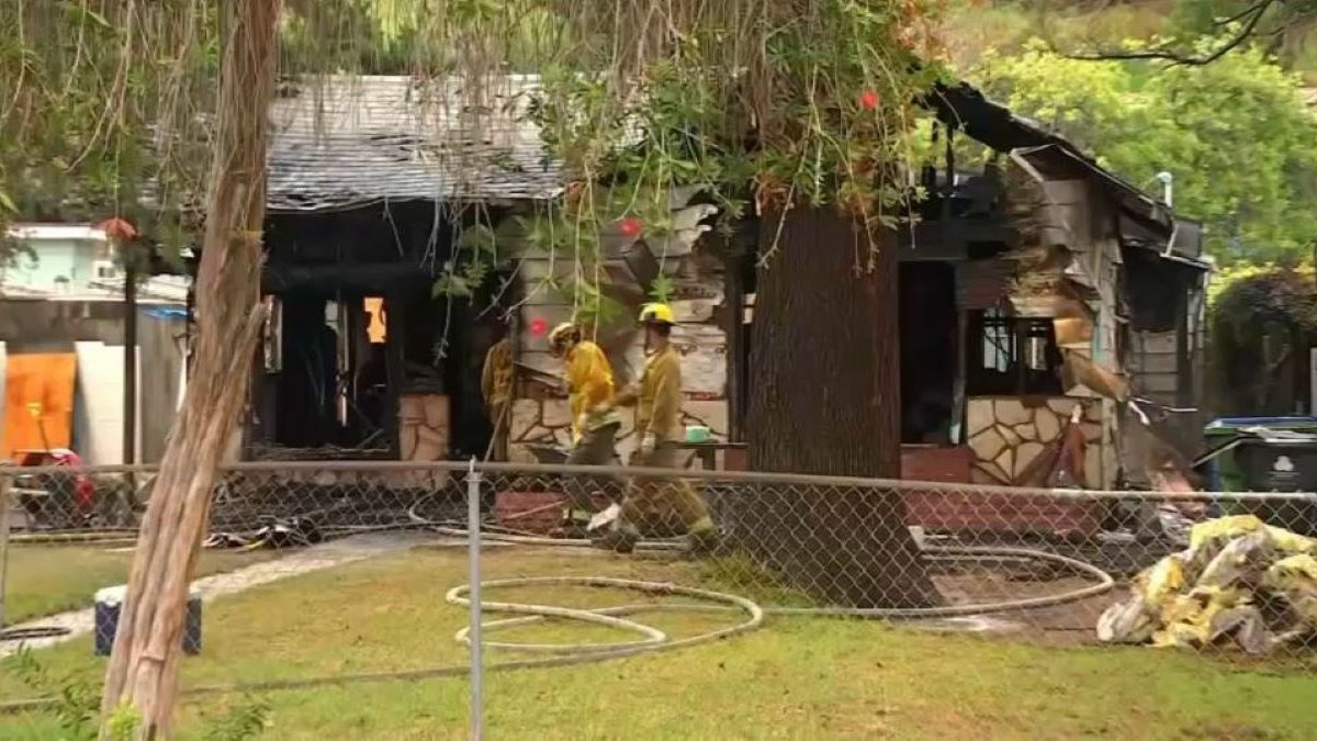 One Killed in Eagle Rock House Fire NBC Los Angeles